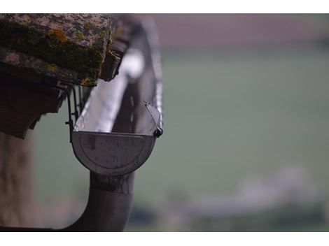 Desentupimento de Calhas na Chácara Flora